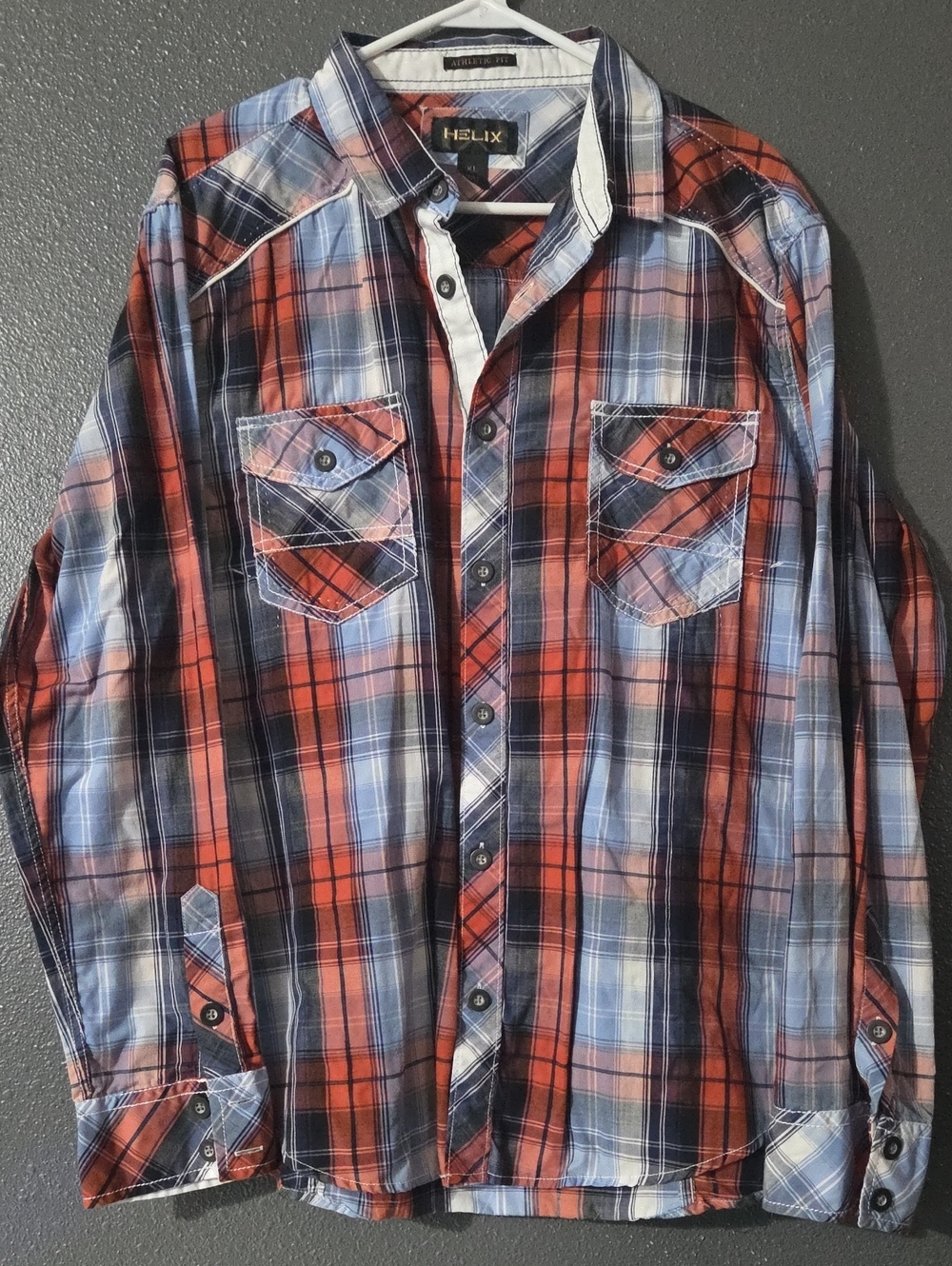 Helix Men's Red & Blue Plaid Button-Down Shirt XL